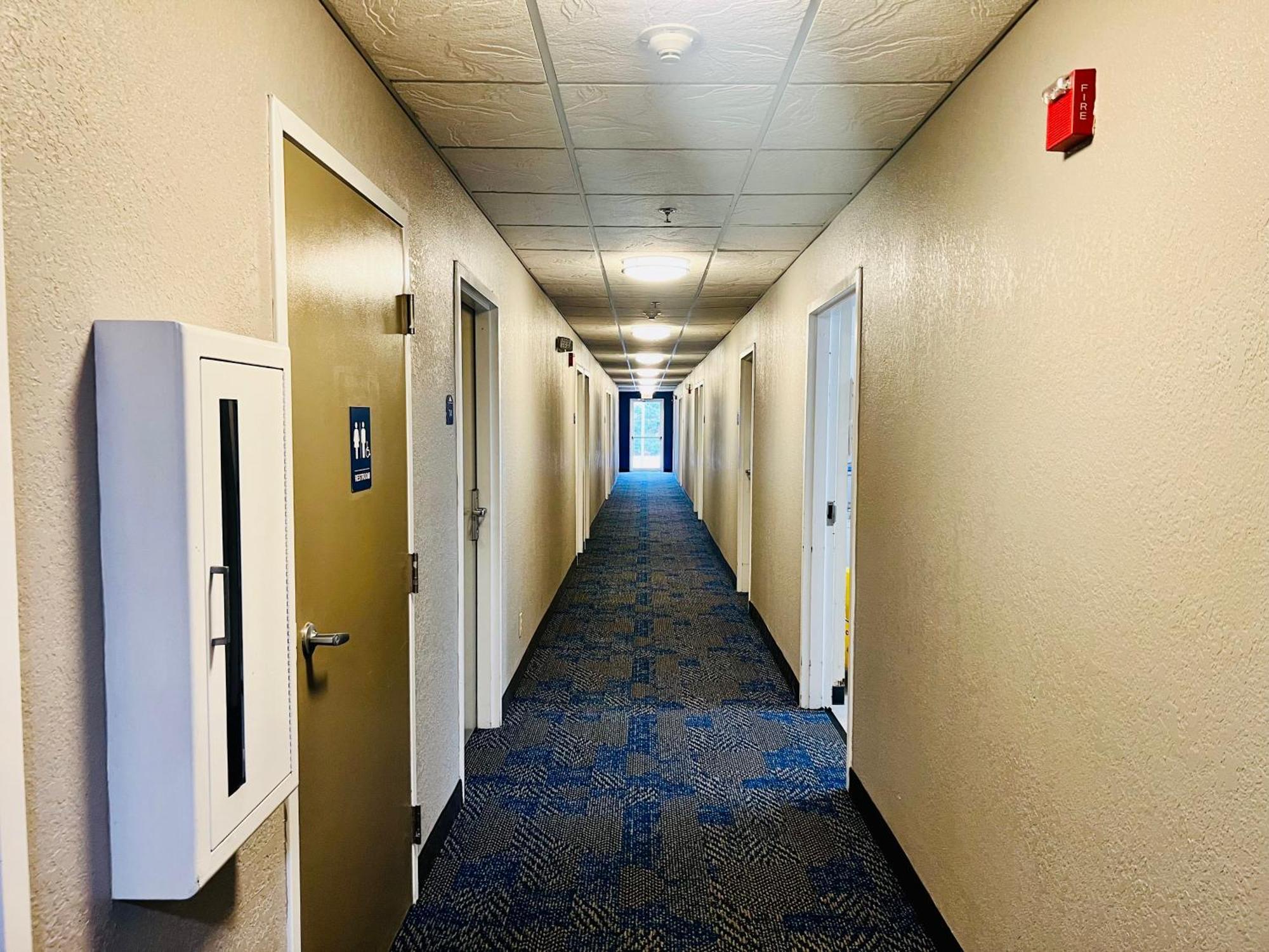 Microtel Inn Georgetown - Lexington North Экстерьер фото