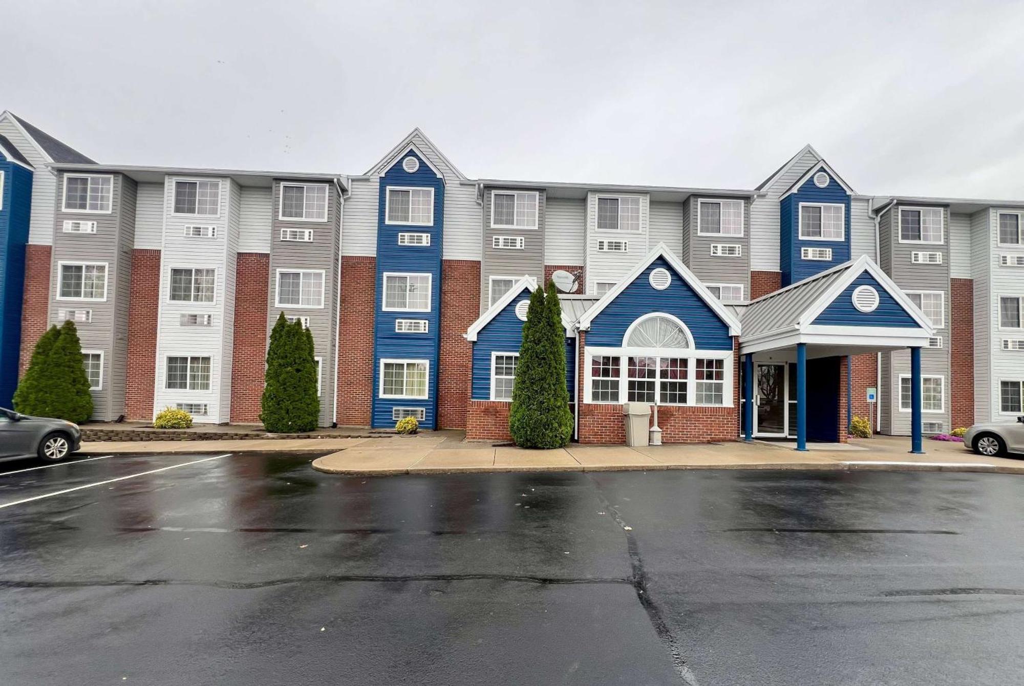 Microtel Inn Georgetown - Lexington North Экстерьер фото