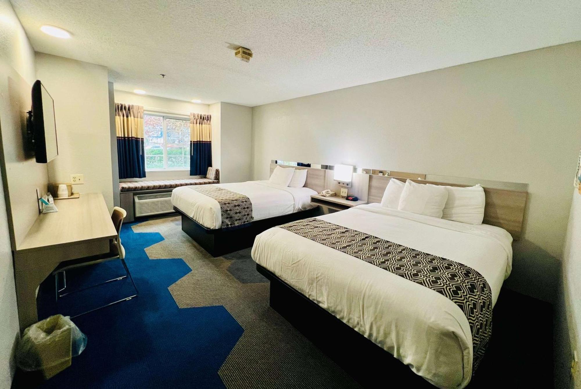 Microtel Inn Georgetown - Lexington North Экстерьер фото